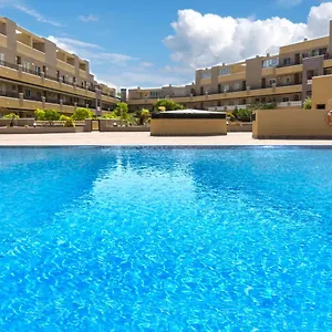  Apartamento La Perla With Pool